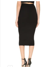 Load image into Gallery viewer, Cushnie et Ochs Pencil Skirt With Graduated Texture - Tulerie
