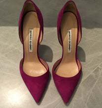 Load image into Gallery viewer, Manolo Blahnik Taylor D’Orsay Pump In Fuchsia - Tulerie
