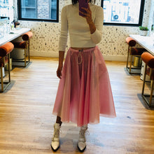 Load image into Gallery viewer, Miaoren Pink Skirt - Tulerie
