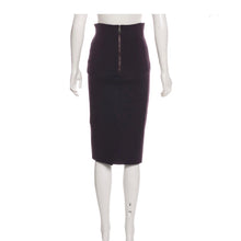 Load image into Gallery viewer, Burberry Pencil Skirt - Tulerie
